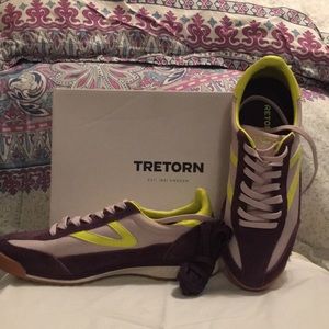 Tretorn Rawlins 2 retro-inspired sneaker size 8.5 eggplant/ lilac w/xtra laces.